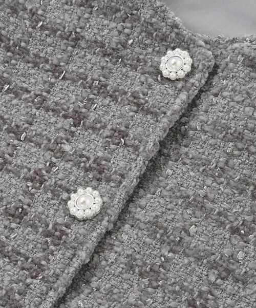 BeBe Petits Pois Vert（ベベプチポワヴェール）の「【店舗限定】【お揃い】ボアツイードジャンパースカート(95~150㎝)（ワンピース・キッズ・パープル/グレー・100cm/110cm/130cm/140cm/120cm/150cm）」の11枚目の写真