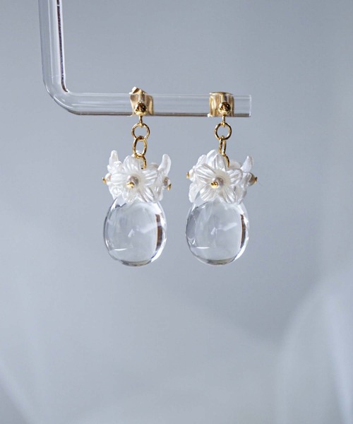 CERCA（チェルカ）の「saran jewelry/フラワードロップ ピアス/アレルギー対応（ピアス（両耳用）・レディース・A・FREE）」の4枚目の写真