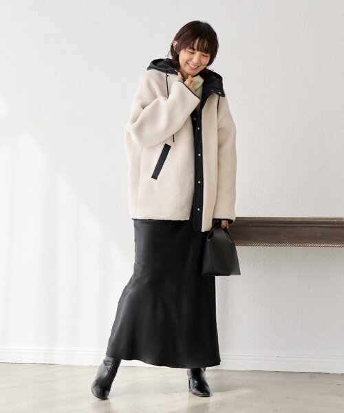 感動の軽さ】【最高気温10度の寒い日に！】フードボアコート（その他