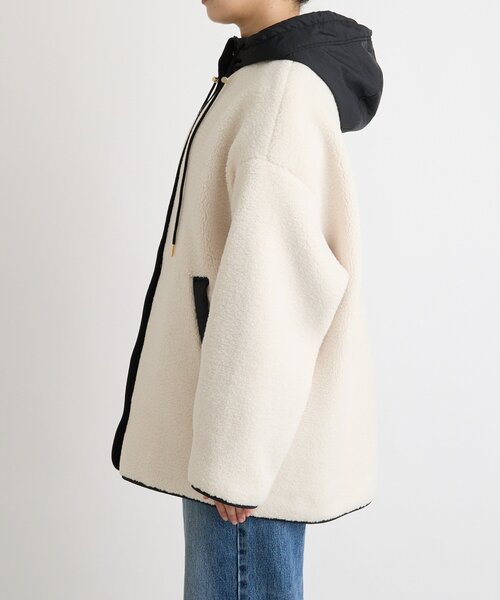 感動の軽さ/リバイバル】フードボアコート（その他アウター