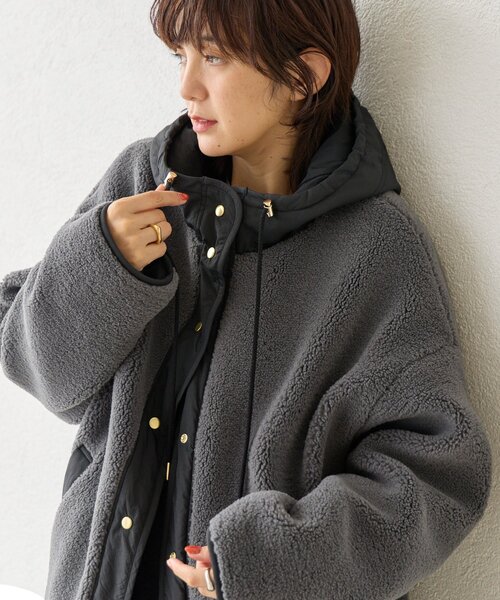 感動の軽さ/リバイバル】フードボアコート（その他アウター