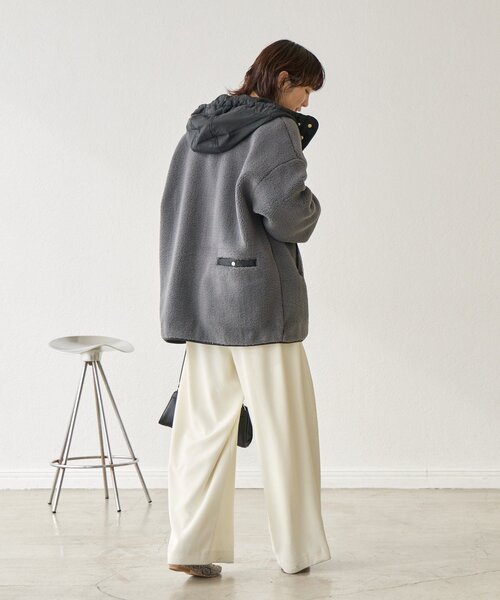 感動の軽さ】【最高気温5度の寒い日に！】フードボアコート（その他