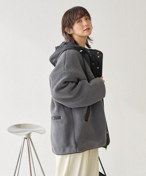 感動の軽さ】【最高気温10度の寒い日に！】フードボアコート（その他