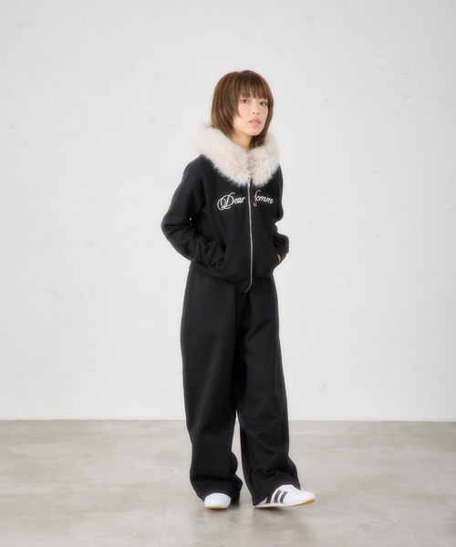 FCMM（エフシーエムエム）の「【日本限定】BACKLOGO SWEAT PANTS / バックロゴスウェットパンツ（スウェットパンツ・レディース・ベージュ/ネイビー/グレー/ブラック・SMALL/MEDIUM）」の8枚目の写真
