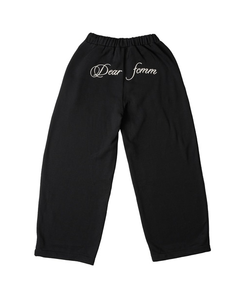 FCMM（エフシーエムエム）の「【日本限定】BACKLOGO SWEAT PANTS / バックロゴスウェットパンツ（スウェットパンツ・レディース・ベージュ/ネイビー/グレー/ブラック・SMALL/MEDIUM）」の6枚目の写真
