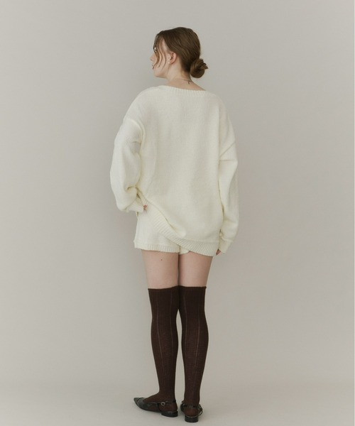 Olu.（オルドット）の「ブークレVネックニット[セットアップ可能]（ニット/セーター・レディース・ブラック/アイボリー/グレー・FREE）」の11枚目の写真