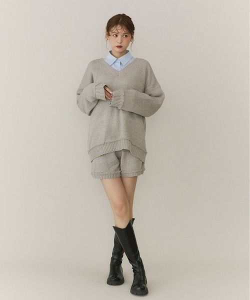 Olu.（オルドット）の「ブークレVネックニット[セットアップ可能]（ニット/セーター・レディース・ブラック/アイボリー/グレー・FREE）」の6枚目の写真