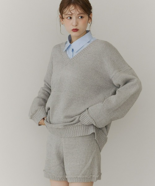 Olu.（オルドット）の「ブークレVネックニット[セットアップ可能]（ニット/セーター・レディース・ブラック/アイボリー/グレー・FREE）」の19枚目の写真