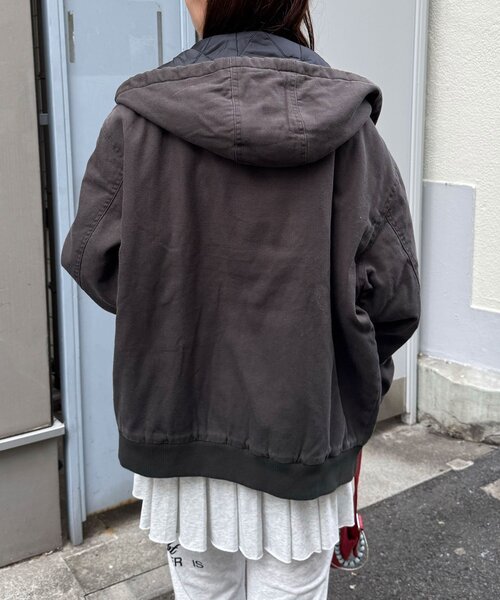 CIAOPANIC（チャオパニック）の「ダックアクティブパーカー（ブルゾン・レディース・キャメル/チャコールグレー・FREE）」の7枚目の写真