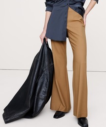 BANANA REPUBLIC（バナナリパブリック）の「ミッドライズ フレア ストレッチ ウールブレンドパンツ（スラックス）」
