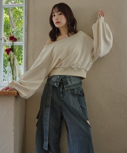 mideal（マイディール）の「offshoulder sweatshirt / オフショルダースウェットトップス（スウェット・レディース・アイボリー/チャコールグレー・FREE）」の18枚目の写真