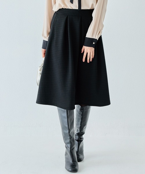 INCEDE（インシード）の「キルトタックスカート（スカート・レディース・チャコールグレー/ブラック・LL/M/L）」の3枚目の写真