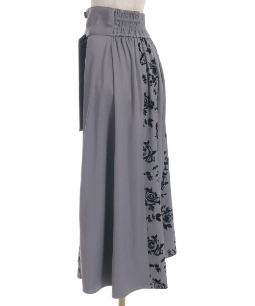 アクシーズファム★axes★良品★フロッキーグレンチェック★フリル重ねのアシンメトリーデザイン★ベロアハイピング★秋冬ロングワンピース SALE／16%OFFフロッキーチュールスカート axes femme