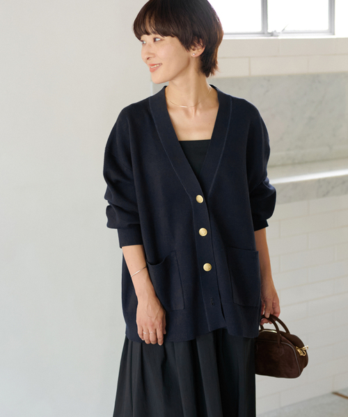 25AW レリューム コットンカシミヤミックスダブルニットVネック 紺 金ボタン 追加》[25AW新作］コットンカシミヤミックスダブルニットVネック