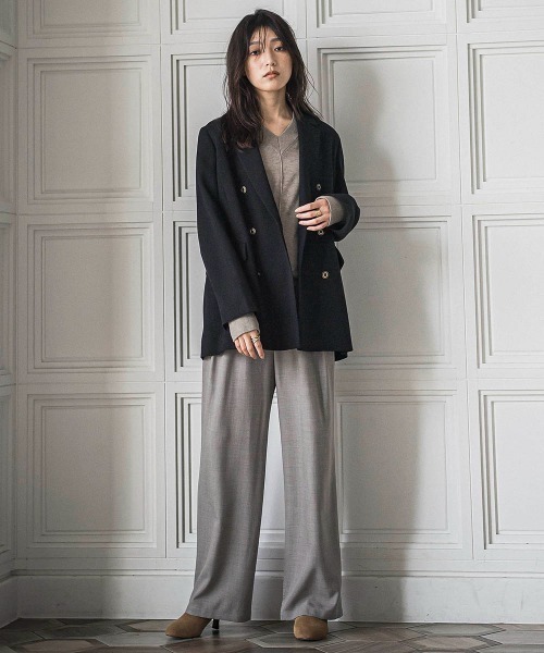 MAYSON GREY(メイソングレイ)の「シルクカシミヤVネックコクーンニットプルオーバー≪手洗い可能≫(ニット/セーター・レディース・ベージュ/ブラック/ブラウン/レッド/ピンク/イエロー/ブルー・M)」の13枚目の写真