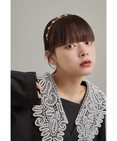 niana(ニアナ)の「パールビーズウェーブカチューシャ ヘアアクセサリー ゴールド シルバー 結婚式 二次会 成人式 同窓会 お呼ばれ オケージョン ウェディング(カチューシャ・レディース・ゴールド/シルバー・FREE)」の6枚目の写真