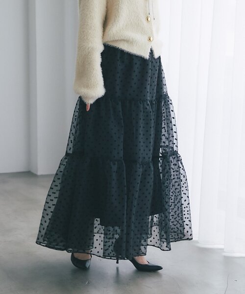 La boutique BonBon(ラブティックボンボン)の「【3サイズ展開あり】ドットフロッキーティアードスカート(ブラック)(スカート・レディース・ブラック・PS/36/FREE)」の3枚目の写真