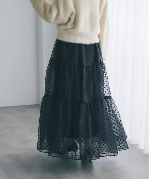 La boutique BonBon(ラブティックボンボン)の「【3サイズ展開あり】ドットフロッキーティアードスカート(ブラック)(スカート・レディース・ブラック・PS/36/FREE)」の4枚目の写真
