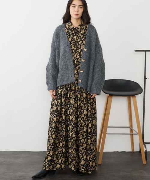 Libra Cue（リブラ キュー）の「ケーブルニットカーディガン（カーディガン/ボレロ・レディース・アイボリー/チャコールグレー・FREE）」の15枚目の写真