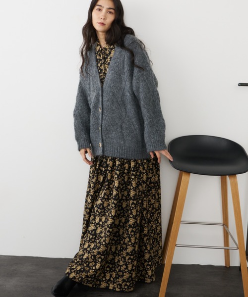 Libra Cue（リブラ キュー）の「ケーブルニットカーディガン（カーディガン/ボレロ・レディース・アイボリー/チャコールグレー・FREE）」の19枚目の写真