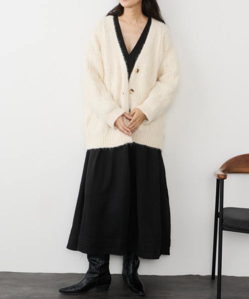 Libra Cue（リブラ キュー）の「ケーブルニットカーディガン（カーディガン/ボレロ・レディース・アイボリー/チャコールグレー・FREE）」の6枚目の写真