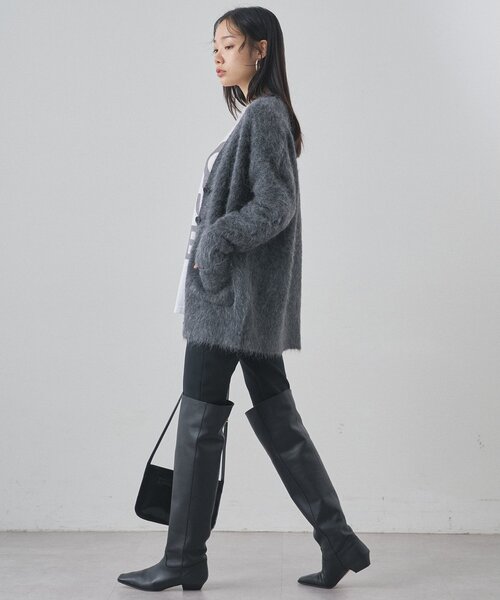 Whim Gazette（ウィムガゼット）の「スーリーアルパカカーディガン（カーディガン/ボレロ・レディース・オフホワイト/チャコールグレー・FREE）」の6枚目の写真