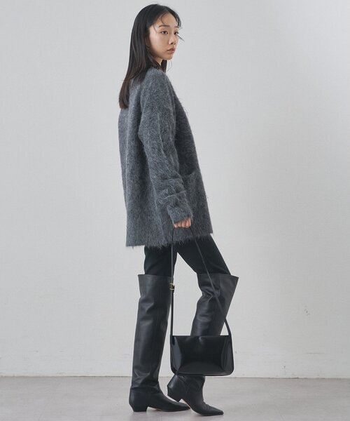 Whim Gazette（ウィムガゼット）の「スーリーアルパカカーディガン（カーディガン/ボレロ・レディース・オフホワイト/チャコールグレー・FREE）」の9枚目の写真