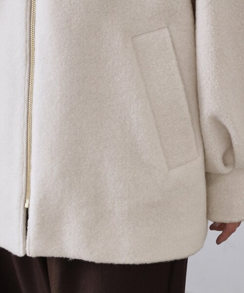 OPAQUE.CLIP（オペークドットクリップ）の「もこもこノーカラージップミドルコート【洗える】（ノーカラーコート・レディース・チャコールグレー/ライトベージュ・38/40/42）」の18枚目の写真