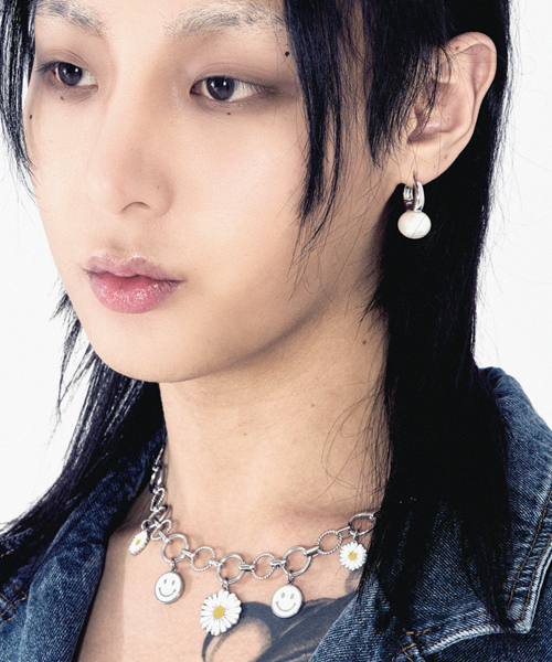 BLACKPURPLE（ブラックパープル）の「5P ハッピーデイネックレス（ネックレス・メンズ・その他・FREE）」の2枚目の写真