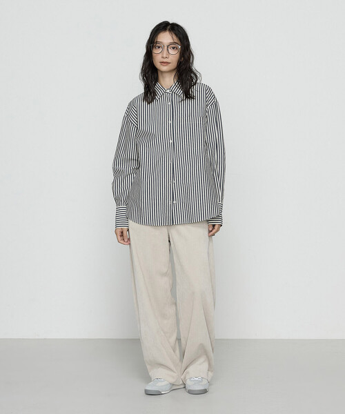 COMME CA Wardrobe(コムサワードローブ)の「オーガニックキュプラ混 ストライプシャツ(シャツ/ブラウス・レディース・ネイビー/ブラウン・FREE)」の15枚目の写真