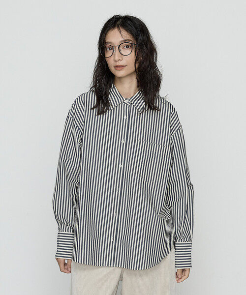COMME CA Wardrobe(コムサワードローブ)の「オーガニックキュプラ混 ストライプシャツ(シャツ/ブラウス・レディース・ネイビー/ブラウン・FREE)」の17枚目の写真