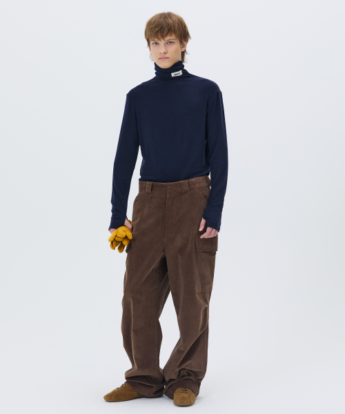 NOHANT(ノアン)の「CORDUROY UTILITY CARGO PANTS BROWN(その他パンツ・メンズ・ブラウン・SMALL/MEDIUM/LARGE)」の2枚目の写真