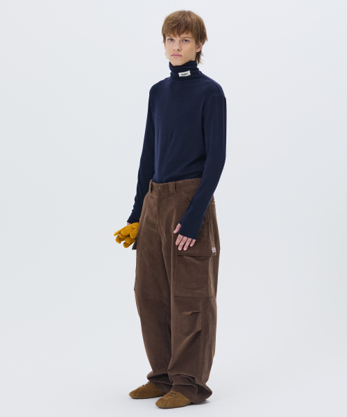 NOHANT(ノアン)の「CORDUROY UTILITY CARGO PANTS BROWN(その他パンツ・メンズ・ブラウン・SMALL/MEDIUM/LARGE)」の4枚目の写真