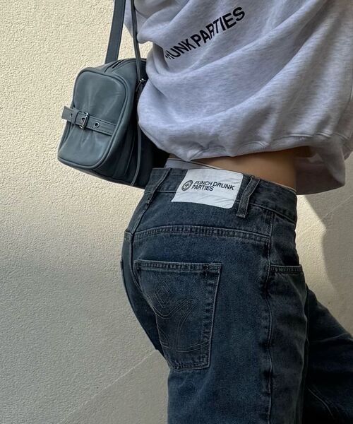 PUNCH DRUNK PARTIES(パンチドランクパーティーズ)の「Misfits Jeans (BLUE)(デニムパンツ・レディース・その他・0(28)/2(32)/3(34)/1(30))」の17枚目の写真