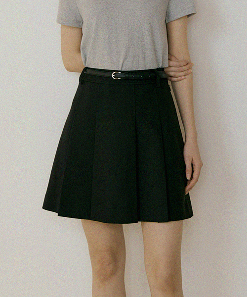LINGSEOUL(リングソウル)の「pleated short skirt-black(スカート・レディース・その他・SMALL/MEDIUM)」の1枚目の写真
