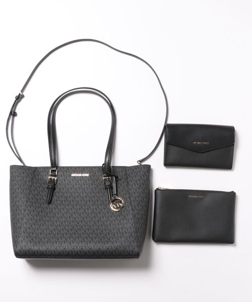 MICHAEL KORS(マイケルコース)の「CHARLOTTE 3 IN 1 トート ラージ - MKシグネチャー(トートバッグ・レディース・ブラック・FREE)」の1枚目の写真