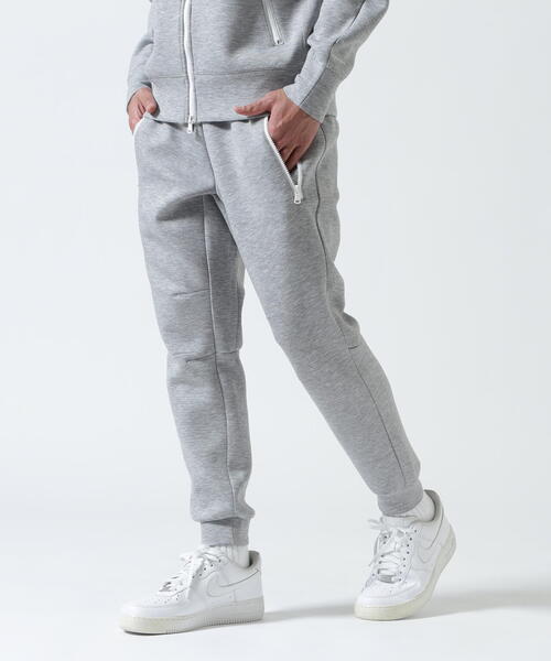 piuoro(ピウオッロ)の「PIUORO(ピウオロ) CARDBOARD JOGGER PANTS(その他パンツ・メンズ・チャコールグレー/グレー/モカ・3/2/4)」の2枚目の写真