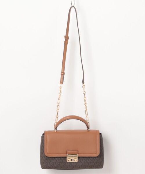 MICHAEL KORS(マイケルコース)の「TRIBECA サッチェル ミディアム - MKシグネチャー(ハンドバッグ・レディース・ブラウン系その他・FREE)」の4枚目の写真