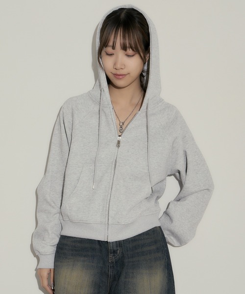 H.TOKYO(エイチトウキョウ)の「クロップドフルジップパーカー(パーカー・レディース・カーキ/ブラック/グレー・MEDIUM/LARGE/X-LARGE)」の2枚目の写真