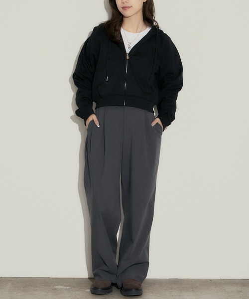 H.TOKYO(エイチトウキョウ)の「クロップドフルジップパーカー(パーカー・レディース・カーキ/ブラック/グレー・MEDIUM/LARGE/X-LARGE)」の12枚目の写真