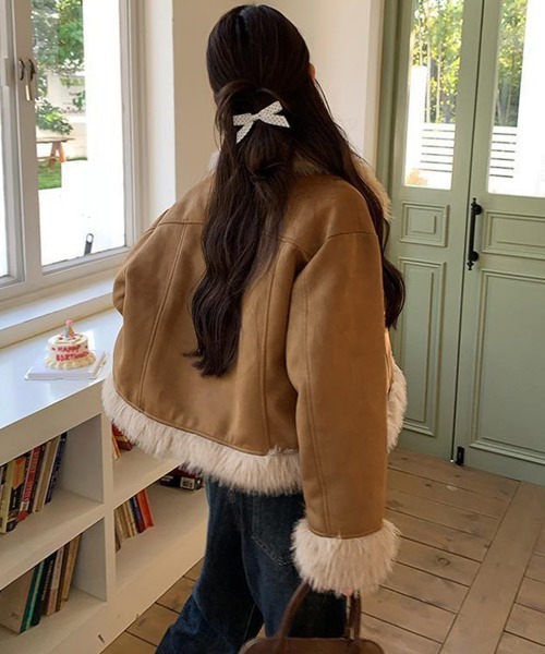 ショートフェイクムートンジャケット韓国風（その他アウター