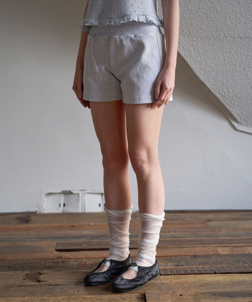 5OML(オーオーエムエル)の「レースショートパンツホワイトメランジ(その他パンツ・レディース・ライトグレー・MEDIUM/LARGE)」の2枚目の写真