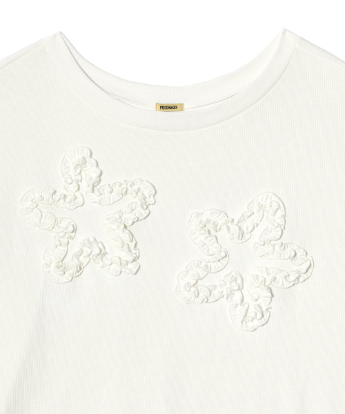 PIECEMAKER(ピースメーカー)の「FLOWER OFF-SHOULDER WAFFLE LS (WHITE)(Tシャツ/カットソー・レディース・その他・FREE)」の3枚目の写真