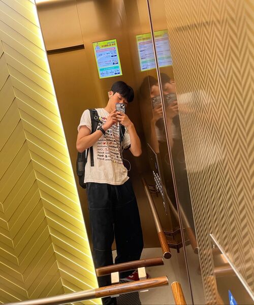 DURTの「ICON HALF SLEEVE TEE (WHITE)(Tシャツ/カットソー・レディース・その他・LARGE/MEDIUM/SMALL/X-LARGE)」の4枚目の写真