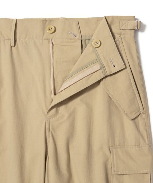 AOTT(アンアウトピット)の「フリップポケットカーゴチノパンツカーキベージュ(その他パンツ・メンズ・タン・LARGE/MEDIUM/X-LARGE)」の5枚目の写真