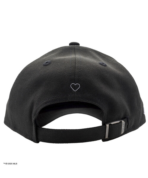 BASICKS（ベイシックス）の「BASICKS/ベイシックス x Newera White Sox Cap / WSC-1201（キャップ・レディース・ブラック・ONE SIZE）」の2枚目の写真