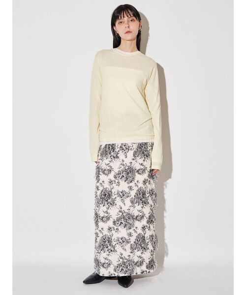 ELENDEEK(エレンディーク)の「ウールシアーロングTニット(ニット/セーター・レディース・オフホワイト/ブルー/ブラック/イエロー/ピンク・FREE)」の14枚目の写真