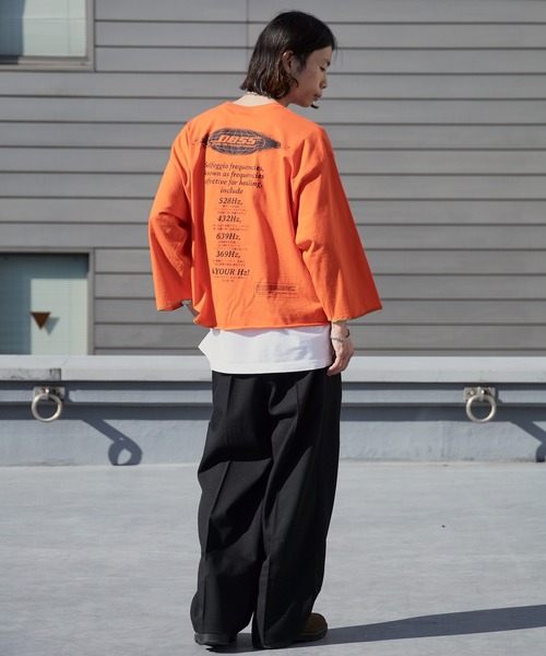 DIET BUTCHER SLIM SKIN(ダイエットブッチャースリムスキン)の「DIET BUTCHER SLIM SKIN/ダイエットブッチャースリムスキン SINE WAVE LS バックプリント クルーネックロンT(Tシャツ/カットソー・メンズ・オレンジ/パープル/グリーン/チャコールグレー/ナチュラル/ライトピンク・FREE)」の16枚目の写真