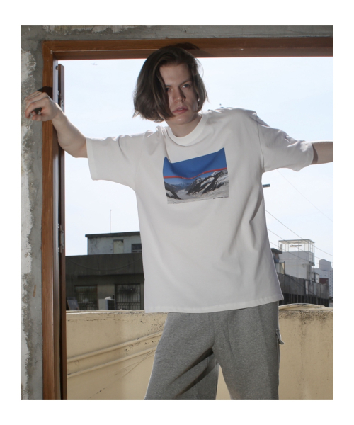 NOTHINGON(ナッシング オン)の「ネイチャーグラフィック 半袖Tシャツ ホワイト(Tシャツ/カットソー・メンズ・その他・LARGE/MEDIUM/SMALL/X-LARGE)」の6枚目の写真