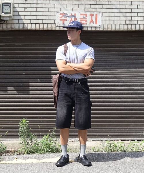 KANEITEI(カネイテイ)の「バミューダデニムショートパンツ(グレー)(その他パンツ・レディース・グレー・MEDIUM/LARGE/X-LARGE)」の9枚目の写真